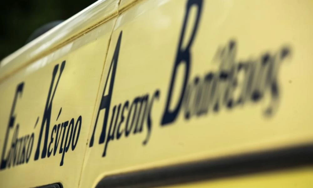 Θεσσαλονίκη: Δύο τραυματίες μετά από σύγκρουση δύο ΙΧ με αστικό λεωφορείο